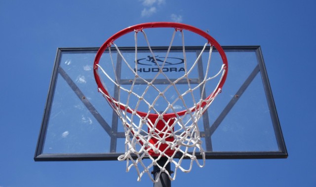 2米23张子宇首秀确定：中国女篮战波黑女篮，宫鲁鸣打造女姚明+韩旭双塔？