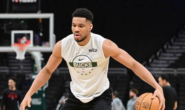 下载-王者归来，雄鹿队字母哥将伤愈复出，对阵凯尔特人